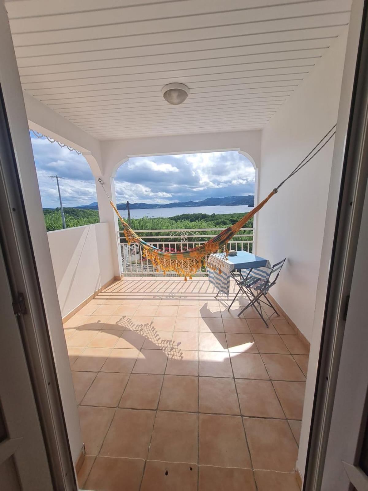 Villa Avec Vue T2 A T5 Duo De La Baie Le Robert Exterior foto